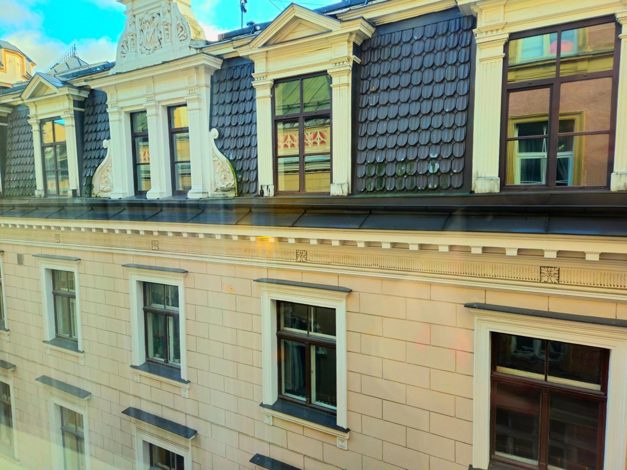 Apartment Heart Of Old 3 Bedroom By Dome Square Riga