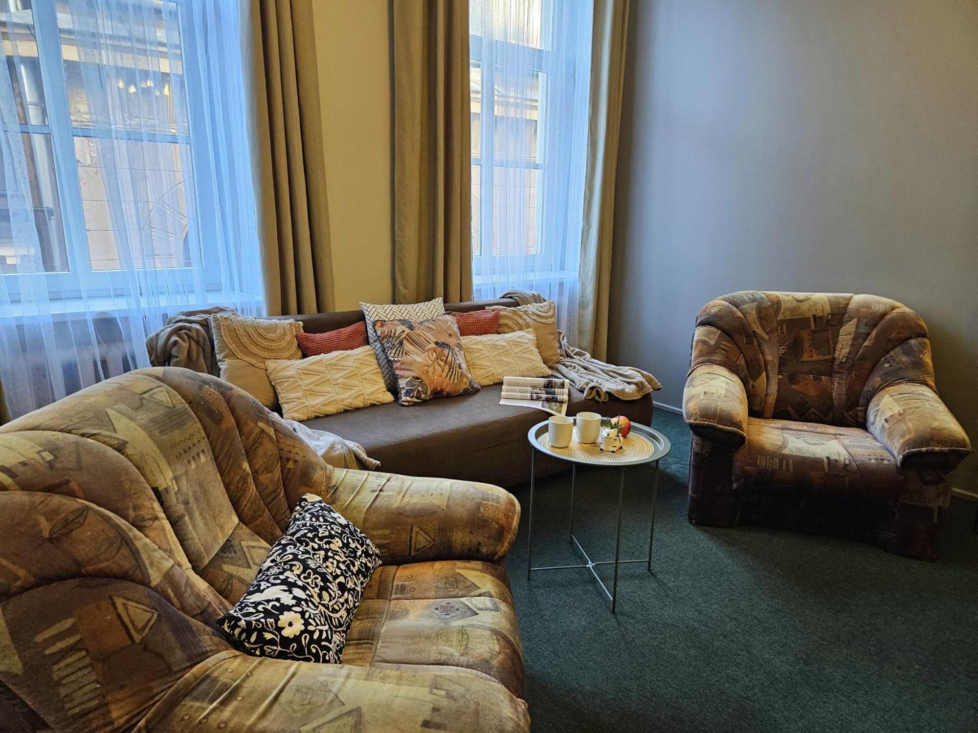 Heart Of Old 3 Bedroom By Dome Square Апартаменты