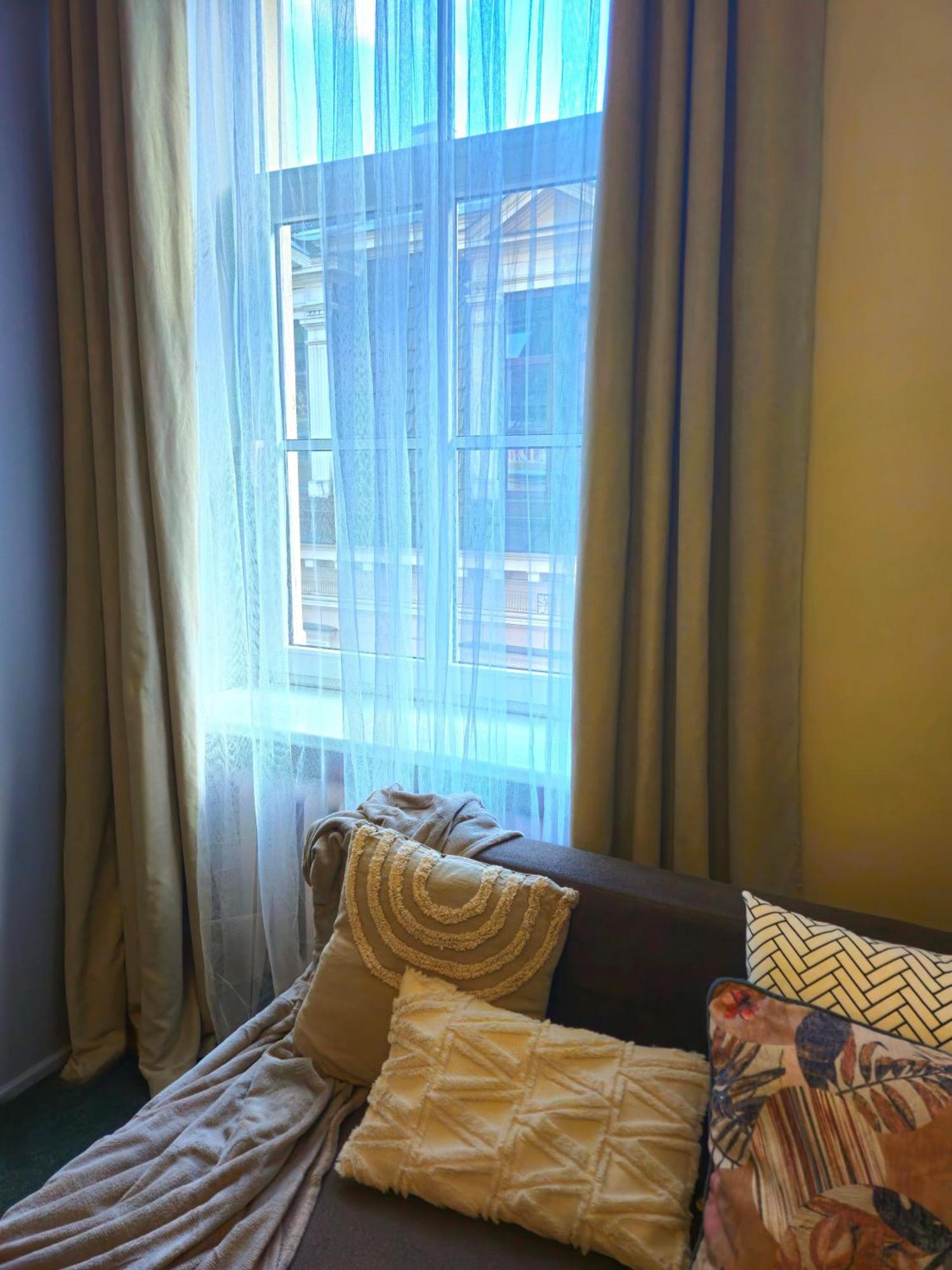 Апартаменты Heart Of Old 3 Bedroom By Dome Square Рига