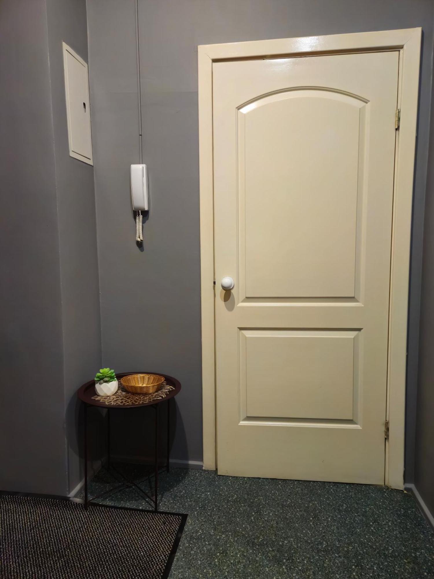 Heart Of Old 3 Bedroom By Dome Square Рига