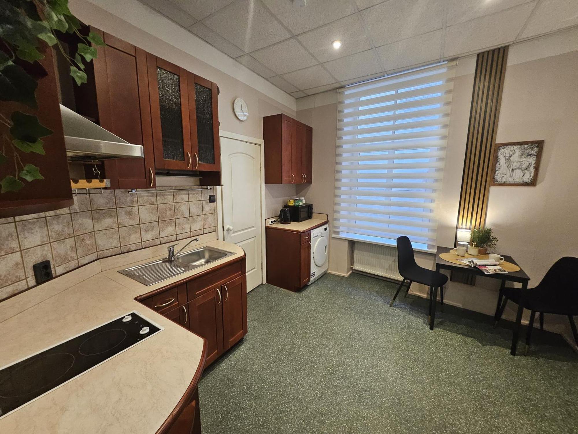 Heart Of Old 3 Bedroom By Dome Square Апартаменты Рига