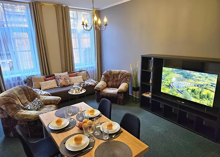 Heart Of Old Riga 3 Bedroom Apartment By Dome Square
