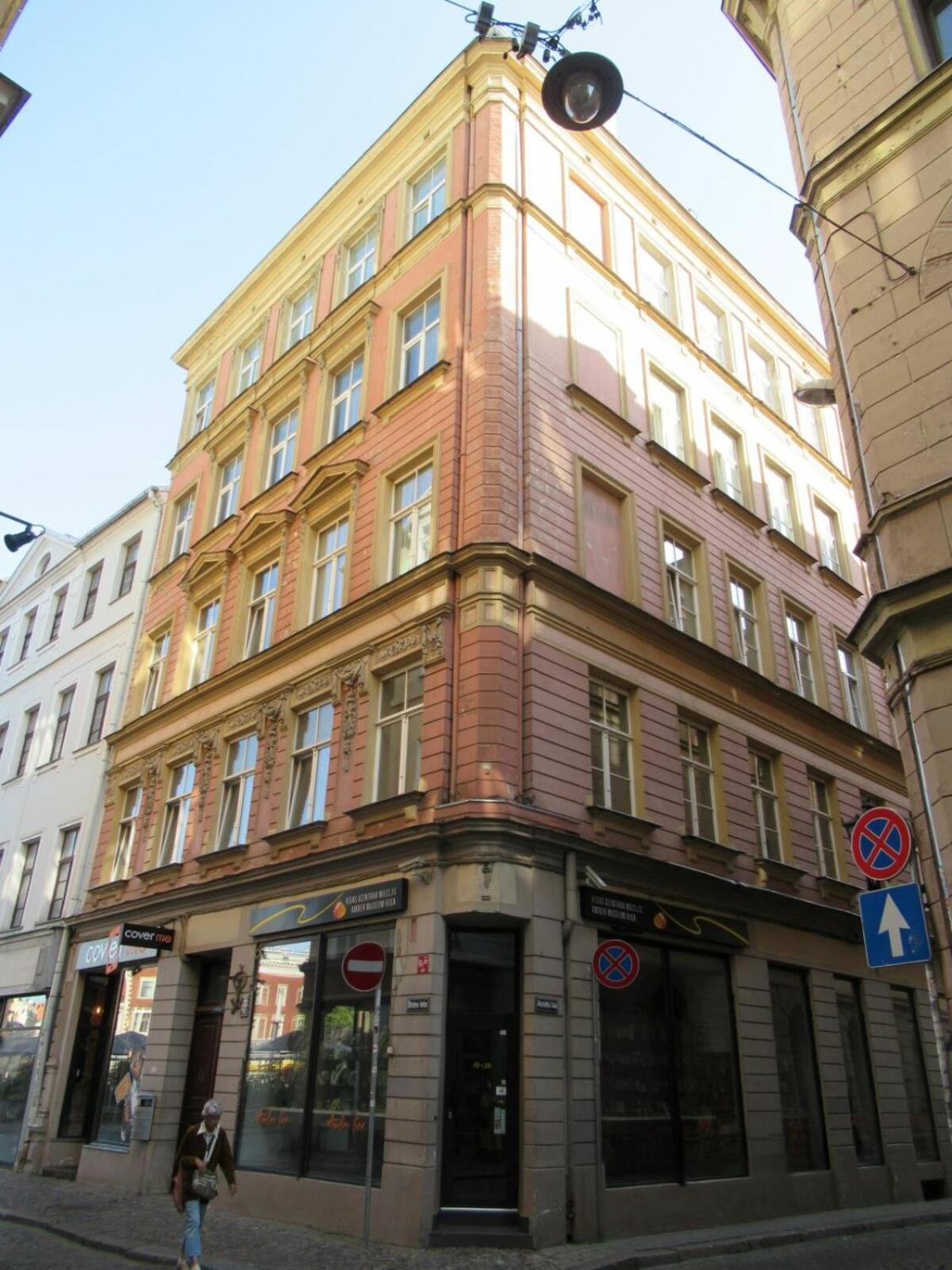 Heart Of Old 3 Bedroom By Dome Square Leilighet
